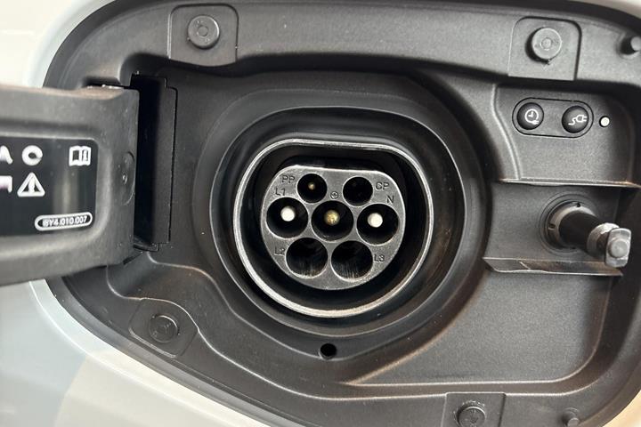 Hvid Audi Q3 fra 2022