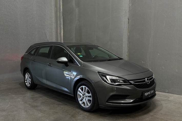 undefined Opel Astra fra 2018 set udefra