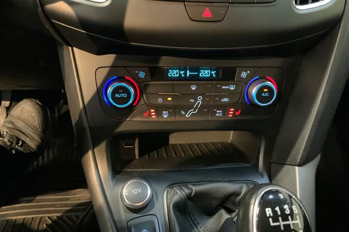 Sort Ford Focus fra 2015