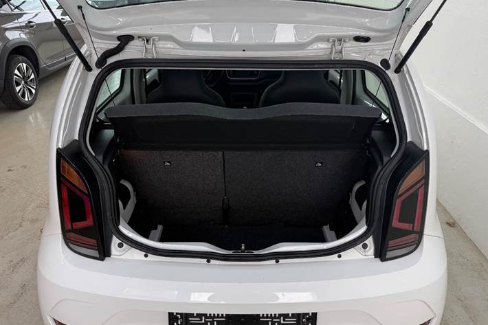 Hvid VW UP! fra 2019