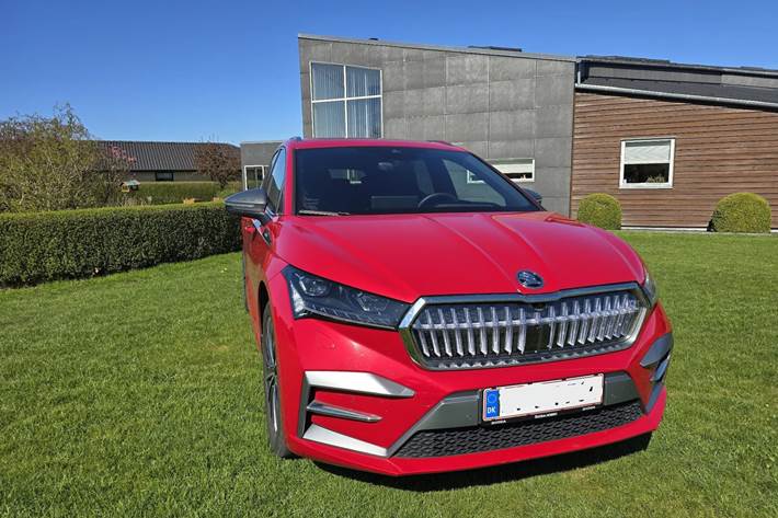 Rød Skoda Enyaq fra 2024