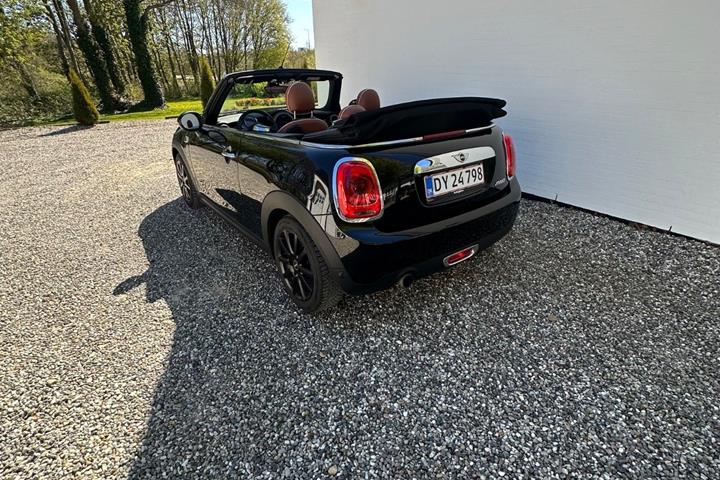 Sort Mini Cooper fra 2017