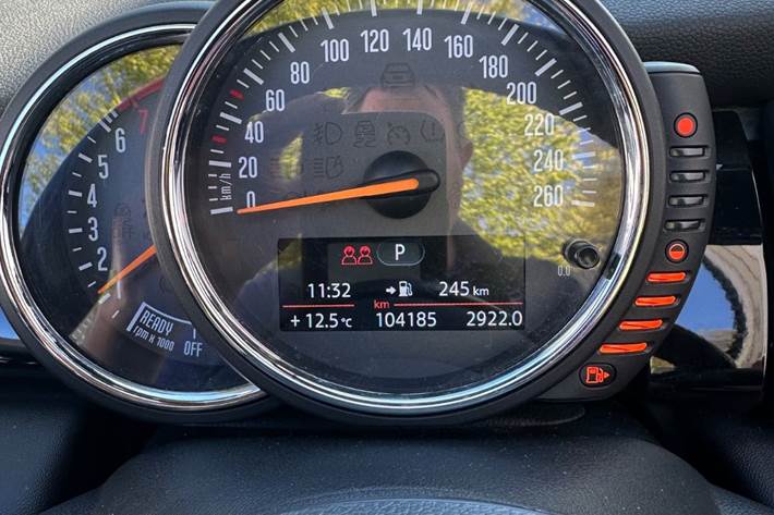 Sort Mini Cooper fra 2017