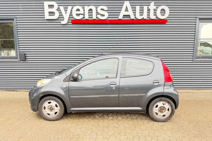 undefined Peugeot 107 fra 2010