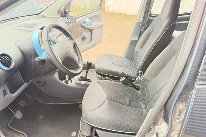 undefined Peugeot 107 fra 2010