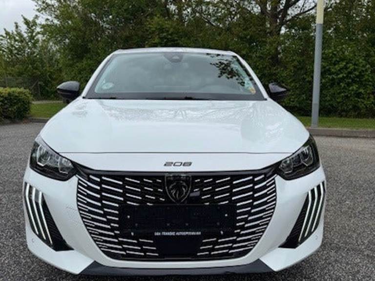 Peugeot 208 1,2 PureTech 100 Allure+