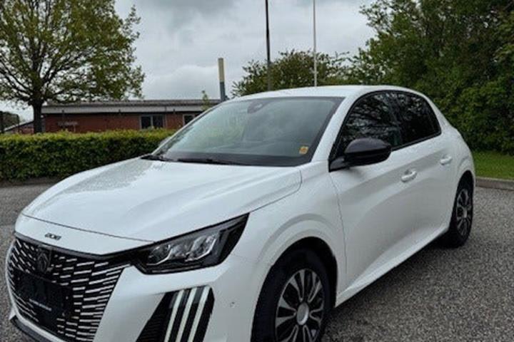 Hvid Peugeot 208 fra 2024