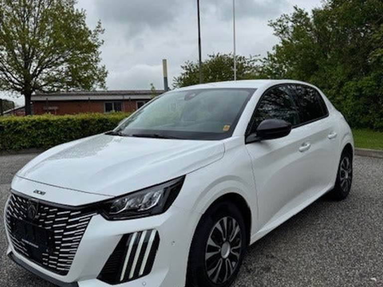 Peugeot 208 1,2 PureTech 100 Allure+
