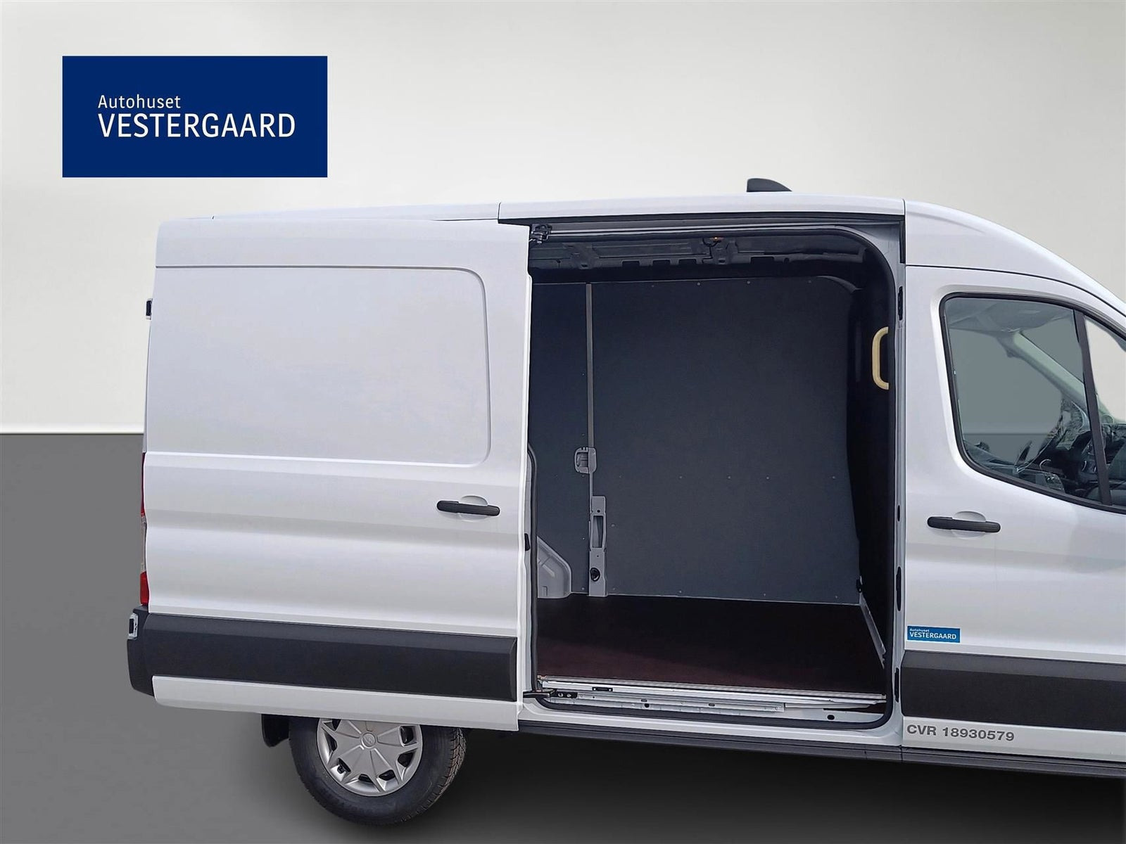 Hvid Ford Transit 350 L2 Van fra 2023