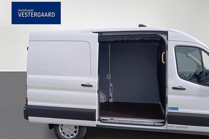 Hvid Ford Transit 350 L2 Van fra 2023
