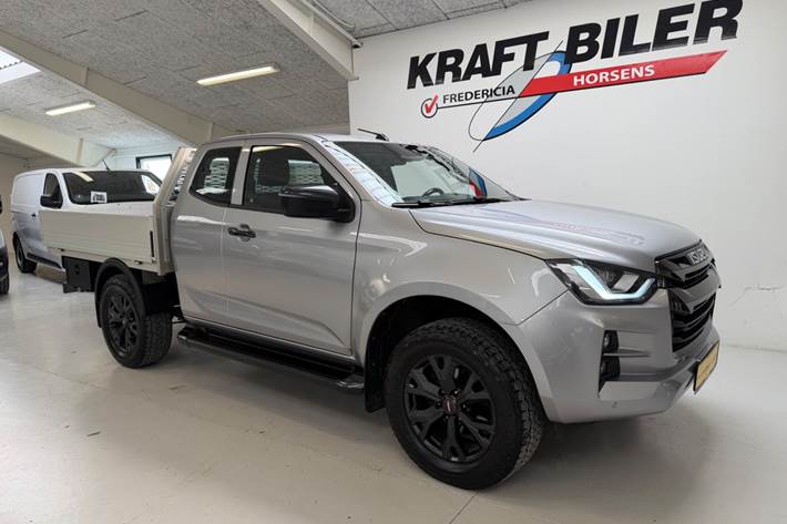 Sølv Isuzu D-Max fra 2024