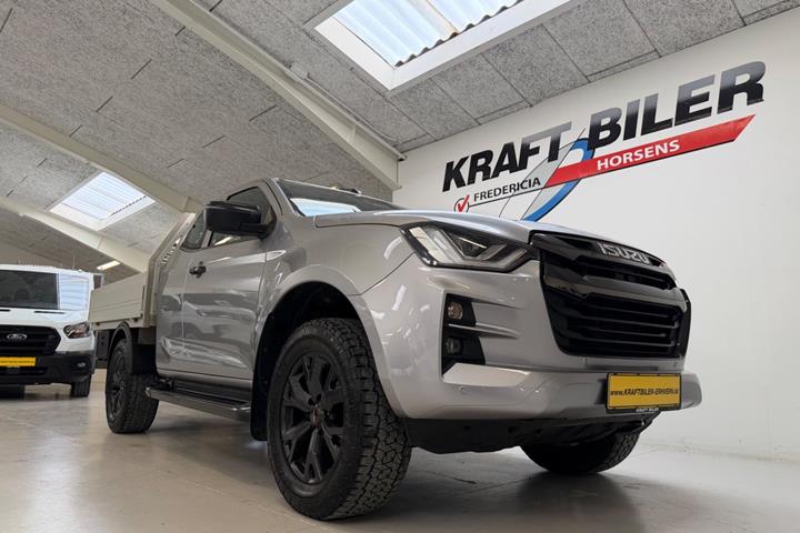 Sølv Isuzu D-Max fra 2024