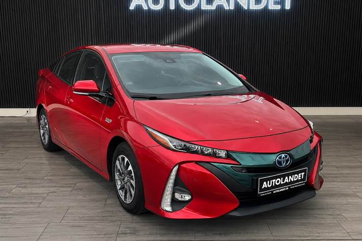 Rød Toyota Prius fra 2019