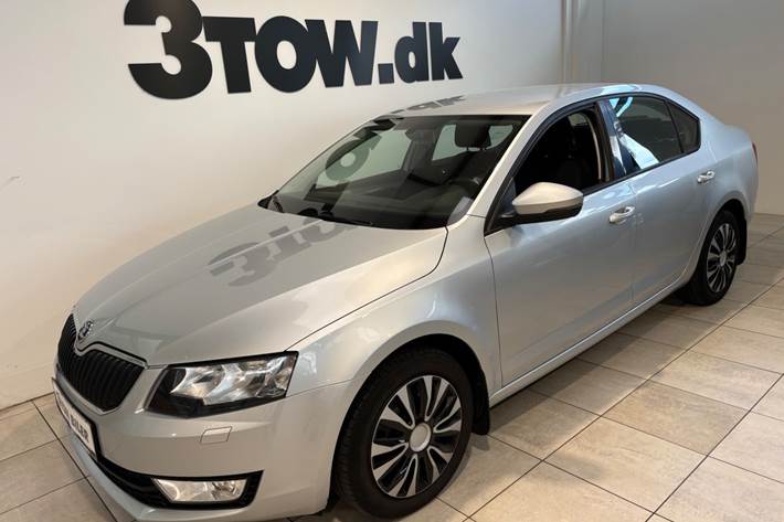 Sølv Skoda Octavia fra 2015