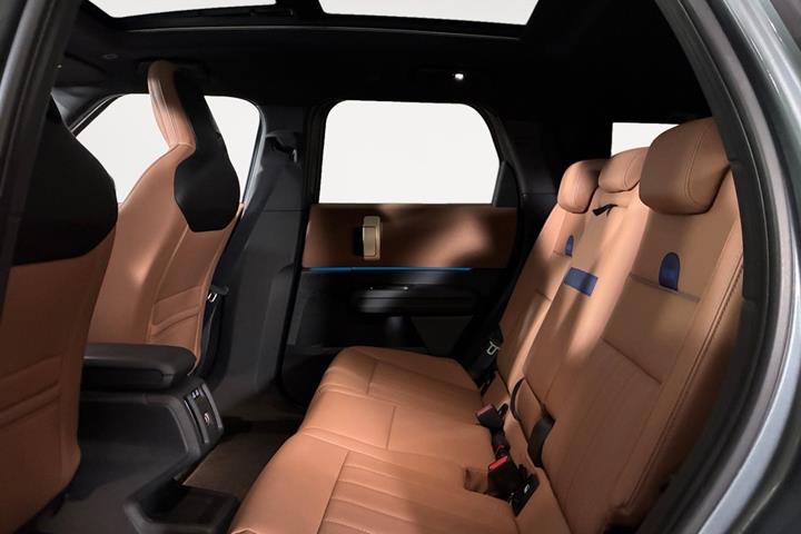 Grøn Mini Countryman SE fra 2025