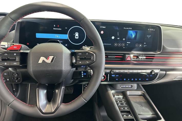 Grå Hyundai Ioniq 6 fra 2026