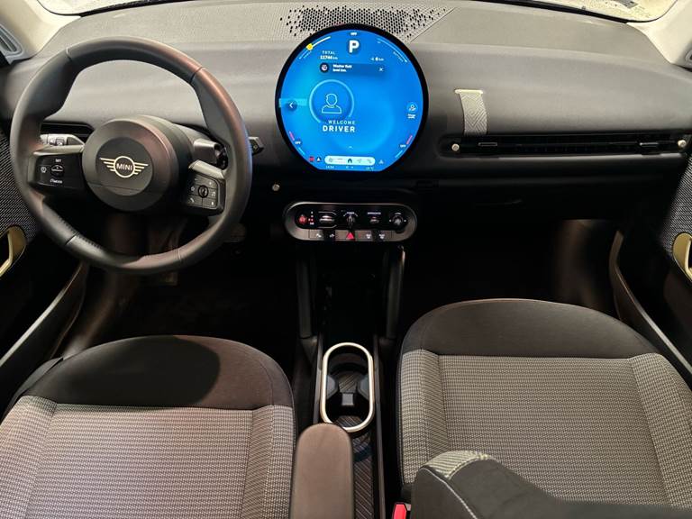 Mini Cooper SE EL Essential Trim Option Level XS 218HK 3d Aut.