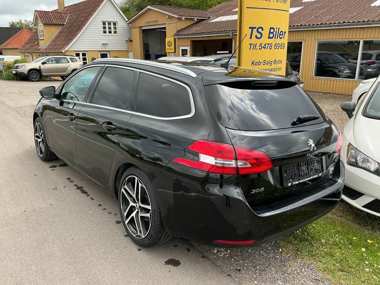 Peugeot 308 1,6 SW BlueHDi Allure Sky 120HK Stc 6g