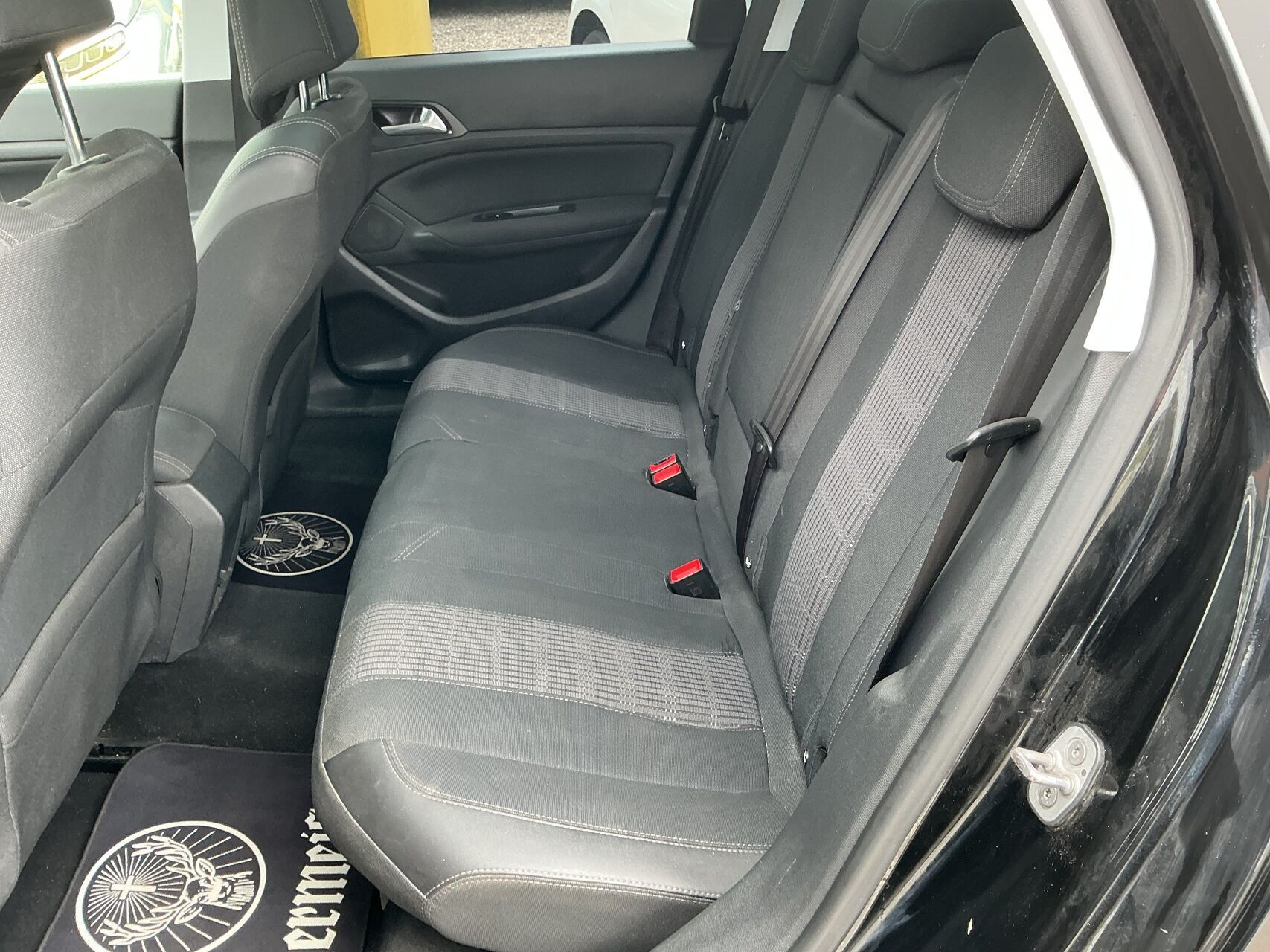 Sort Peugeot 308 fra 2018