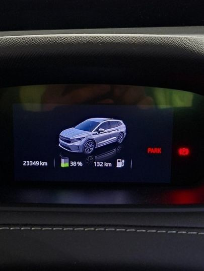 Sort Skoda Enyaq fra 2023