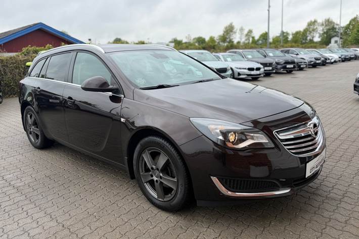 undefined Opel Insignia fra 2016