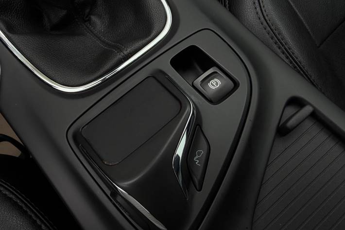 undefined Opel Insignia fra 2016
