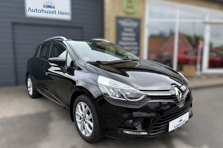 Sort Renault Clio IV fra 2017 set udefra