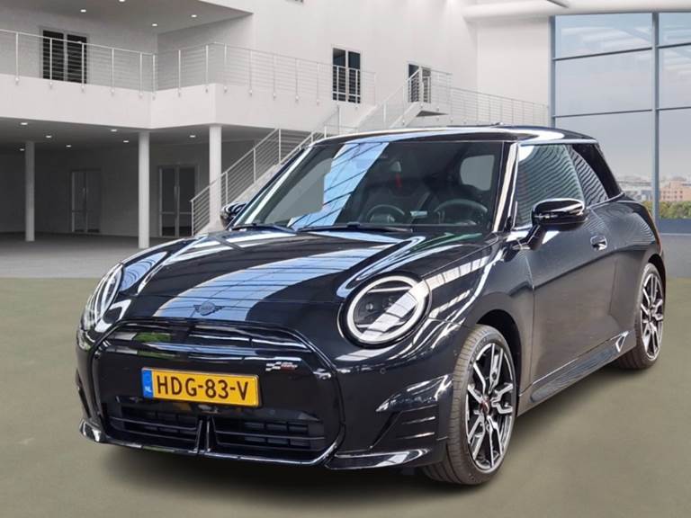 Mini Cooper E JCW Trim M