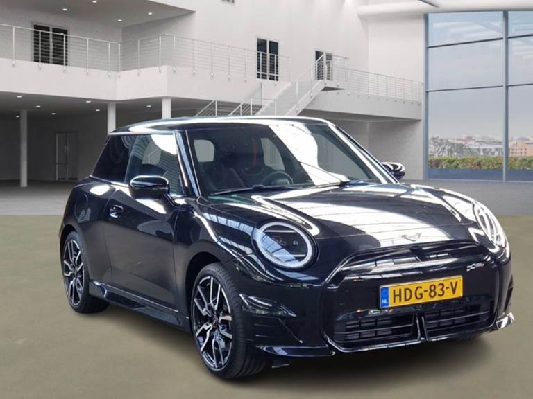 Mini Cooper E JCW Trim M