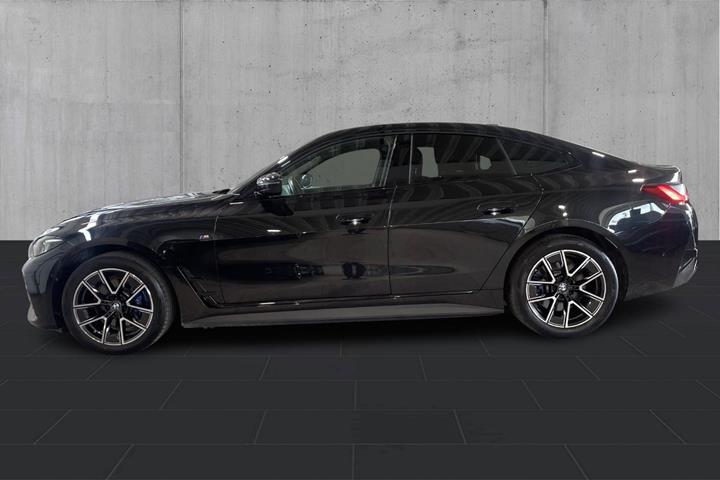 Sort BMW i4 fra 2025