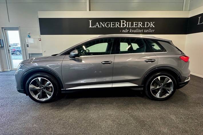 Grå Audi Q4 e-tron fra 2024