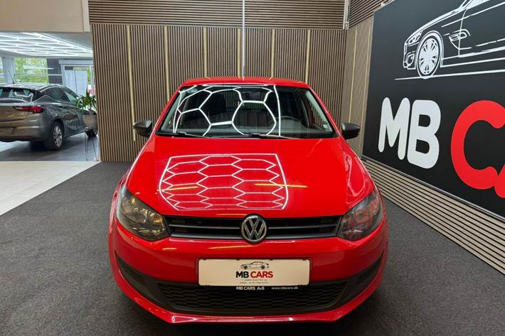 Rød VW Polo fra 2014