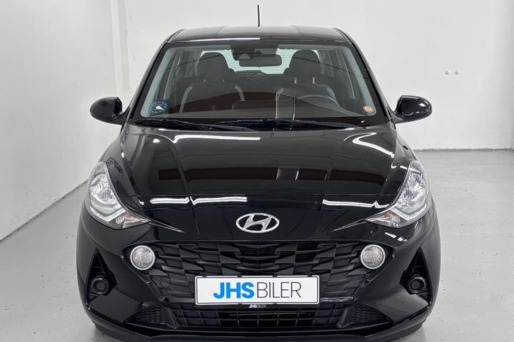 Sort Hyundai i10 fra 2023