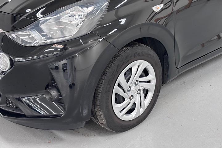 Sort Hyundai i10 fra 2023