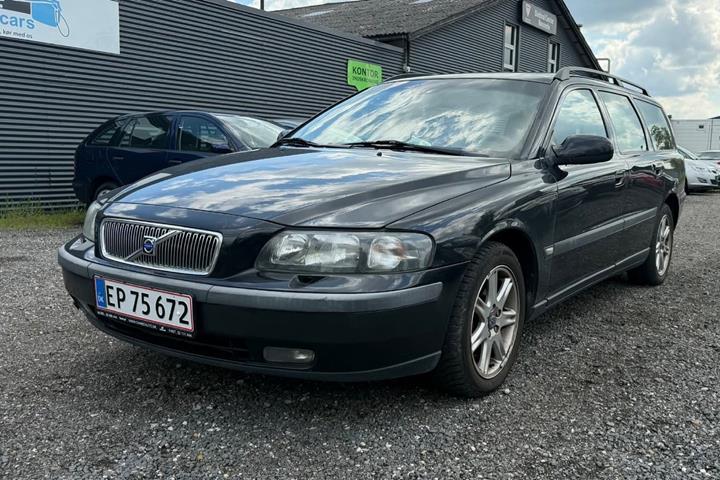 undefined Volvo V70 fra 2002 set udefra