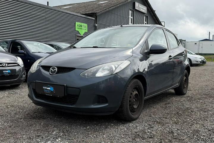 undefined Mazda 2 fra 2009 set udefra