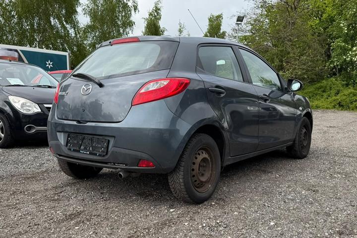 undefined Mazda 2 fra 2009