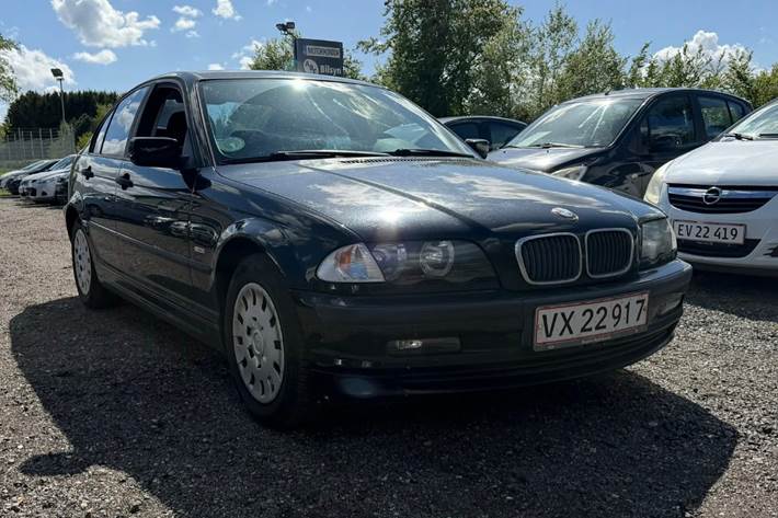 undefined BMW 316i fra 2000