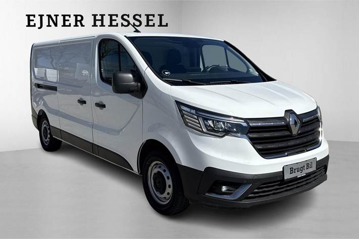 Hvid Renault Trafic fra 2023