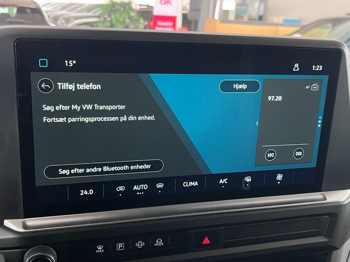 Hvid VW e-Transporter fra 2025