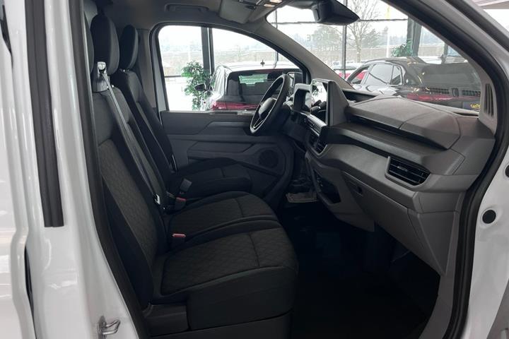 Hvid VW e-Transporter fra 2025