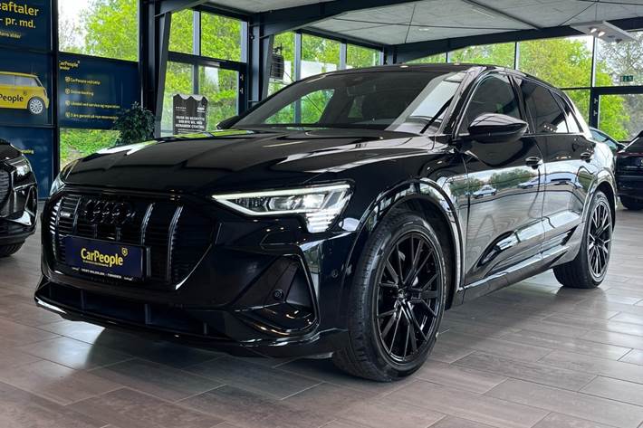 Sort Audi e-tron fra 2023