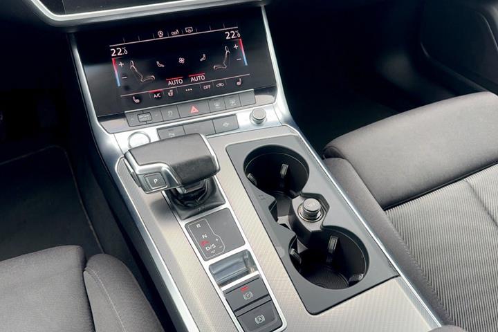 undefined Audi A6 fra 2020