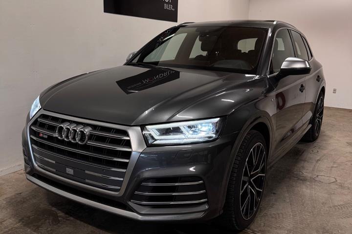Grå Audi SQ5 fra 2017