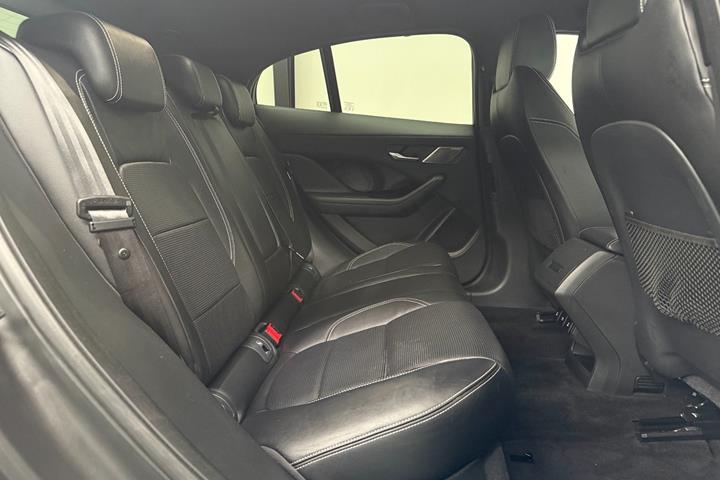 Rød Jaguar I-Pace fra 2019