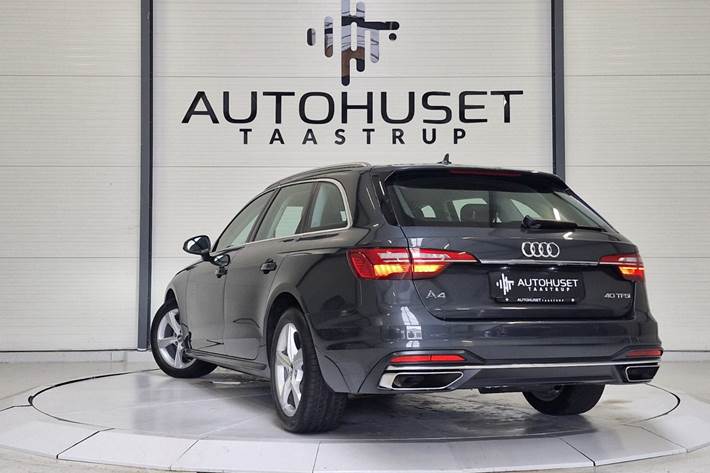 Grå Audi A4 fra 2020