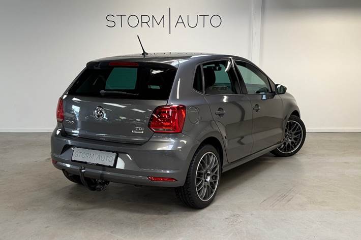Grå VW Polo fra 2017