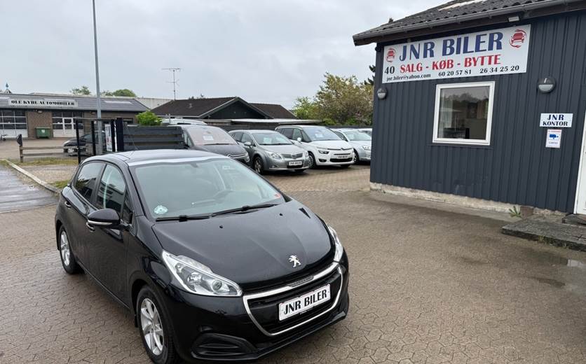 Peugeot 208 1,2 VTi 82 Allure Sky
