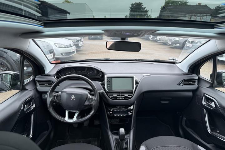 undefined Peugeot 208 fra 2016