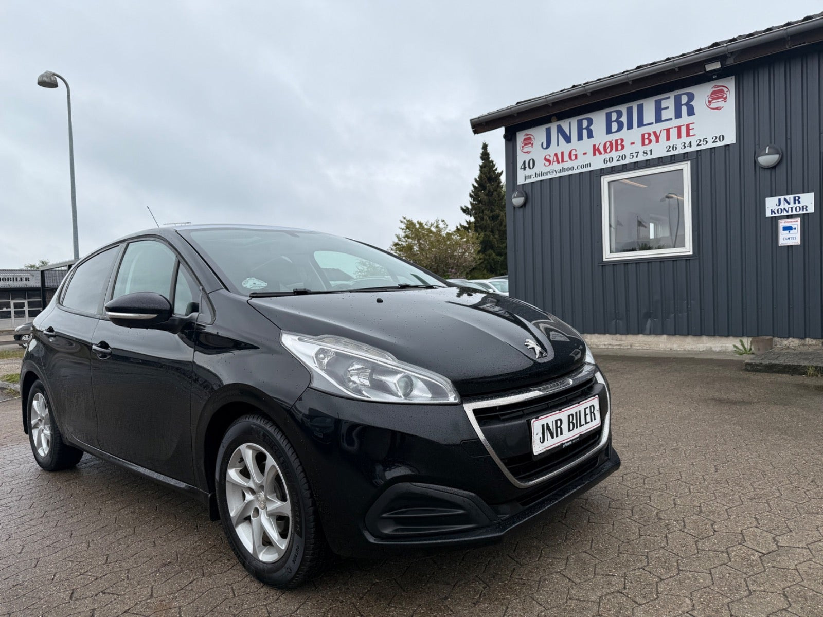 undefined Peugeot 208 fra 2016